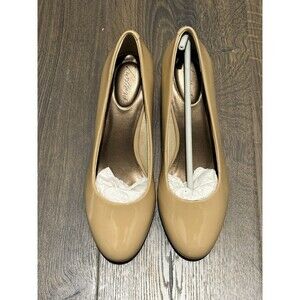 Trotters Women's Candela Dress Pump Nude Beige Patent Leather - Size 7 Wide